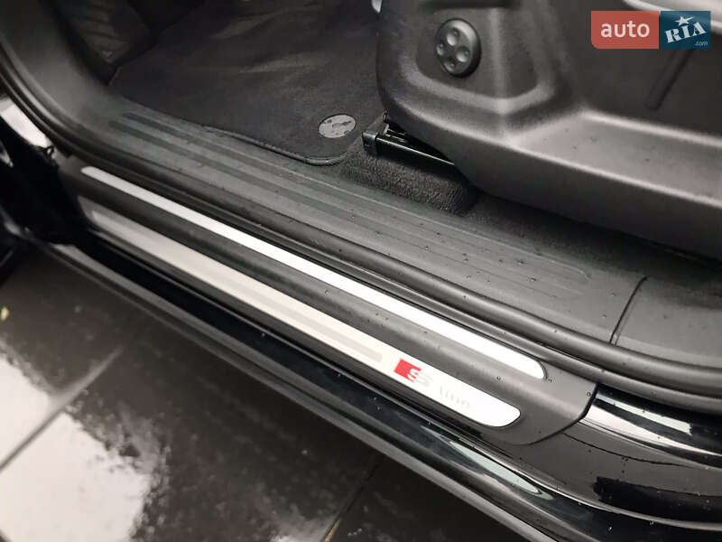 Внедорожник / Кроссовер Audi Q5 2010 в Луцке