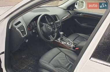 Внедорожник / Кроссовер Audi Q5 2015 в 