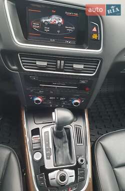 Внедорожник / Кроссовер Audi Q5 2015 в 