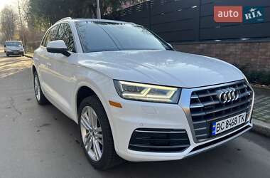 Внедорожник / Кроссовер Audi Q5 2017 в Львове