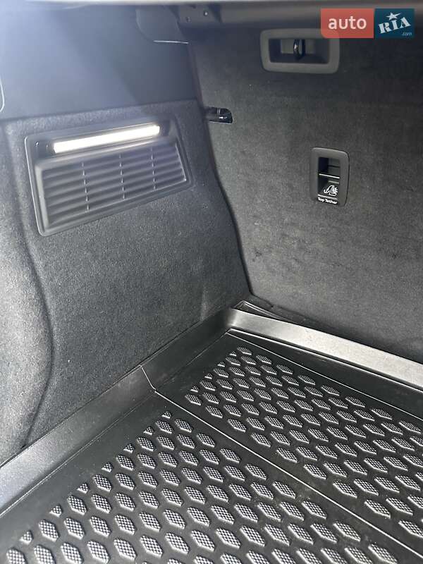 Внедорожник / Кроссовер Audi Q5 2017 в Киеве