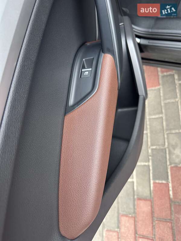 Внедорожник / Кроссовер Audi Q5 2017 в Киеве