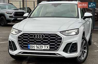 Внедорожник / Кроссовер Audi Q5 2021 в Львове