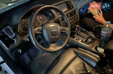 Внедорожник / Кроссовер Audi Q5 2012 в 