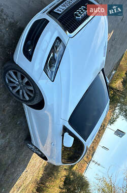 Внедорожник / Кроссовер Audi Q5 2012 в 