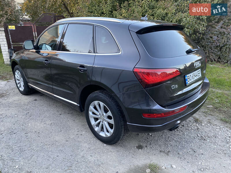 Внедорожник / Кроссовер Audi Q5 2013 в Тернополе