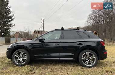 Внедорожник / Кроссовер Audi Q5 2018 в 