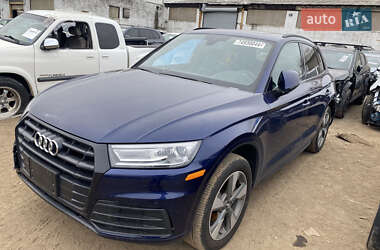 Позашляховик / Кросовер Audi Q5 2020 в Львові