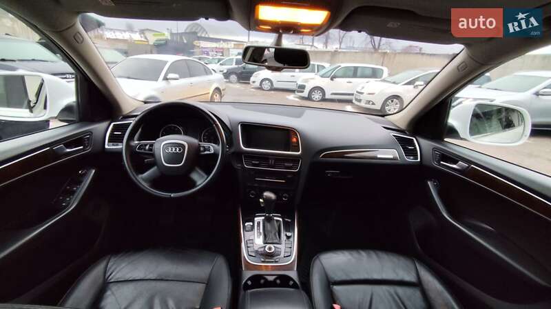 Внедорожник / Кроссовер Audi Q5 2011 в Чернигове