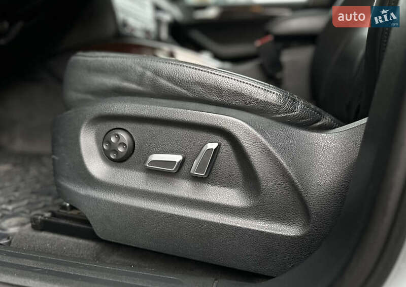 Внедорожник / Кроссовер Audi Q5 2015 в Львове