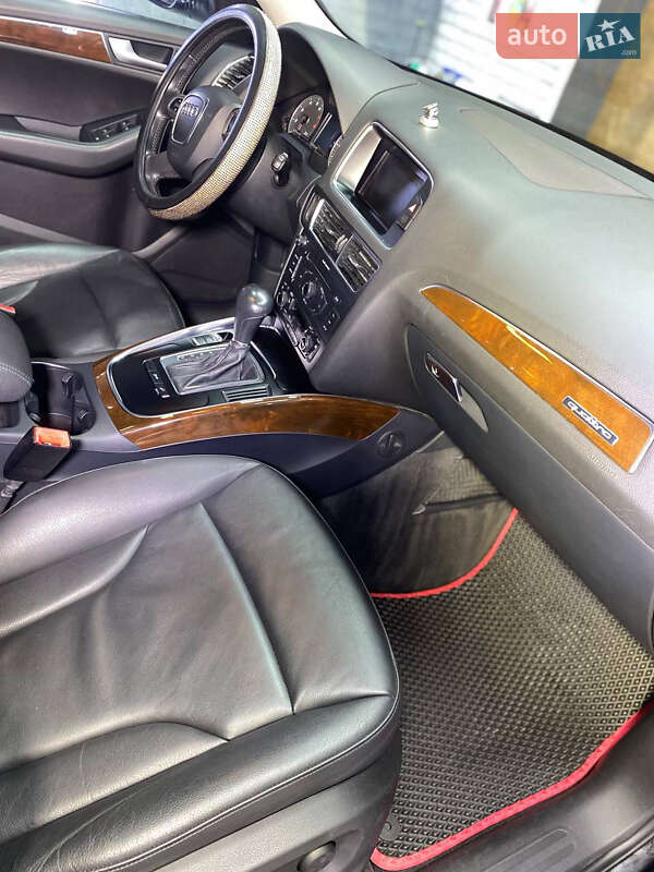 Внедорожник / Кроссовер Audi Q5 2012 в Львове