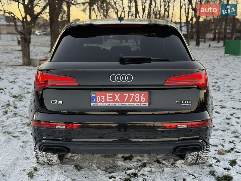 Позашляховик / Кросовер Audi Q5 2021 в Луцьку