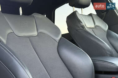 Внедорожник / Кроссовер Audi Q5 2021 в 