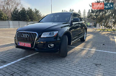 Позашляховик / Кросовер Audi Q5 2015 в Луцьку