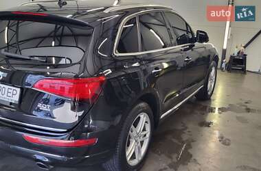 Позашляховик / Кросовер Audi Q5 2015 в Чернівцях