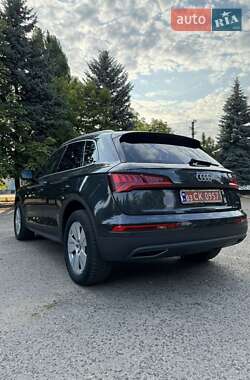 Позашляховик / Кросовер Audi Q5 2018 в Вознесенську