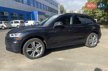 Позашляховик / Кросовер Audi Q5 2019 в Києві