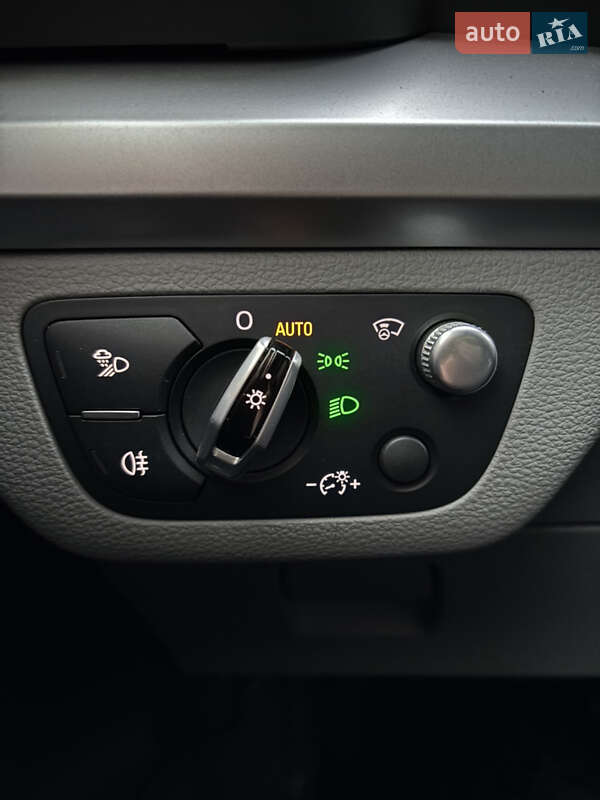 Позашляховик / Кросовер Audi Q5 2017 в Києві