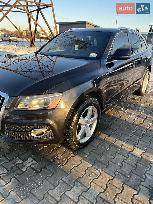 Внедорожник / Кроссовер Audi Q5 2011 в Львове