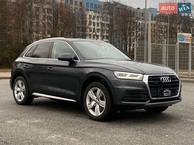 Внедорожник / Кроссовер Audi Q5 2019 в Львове фото 2 Внедорожник / Кроссовер Audi Q5 2019 в Львове