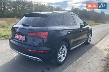Внедорожник / Кроссовер Audi Q5 2017 в 