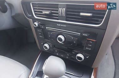 Внедорожник / Кроссовер Audi Q5 2015 в 