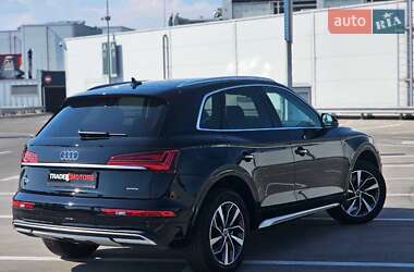 Позашляховик / Кросовер Audi Q5 2021 в Києві