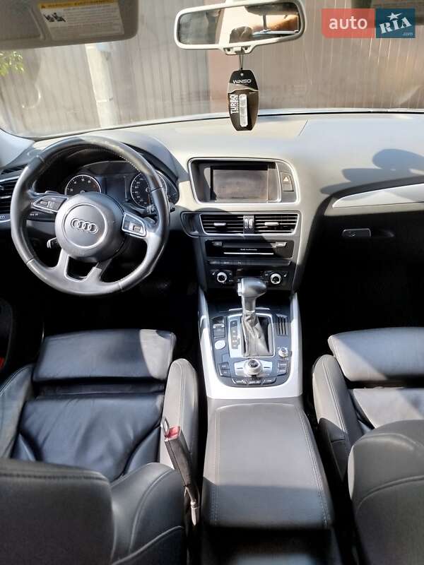 Внедорожник / Кроссовер Audi Q5 2013 в Львове