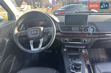 Позашляховик / Кросовер Audi Q5 2018 в Львові