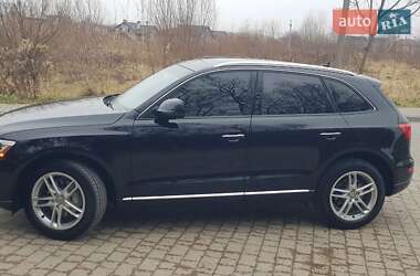 Позашляховик / Кросовер Audi Q5 2015 в Городку