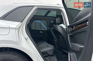 Внедорожник / Кроссовер Audi Q5 2017 в 