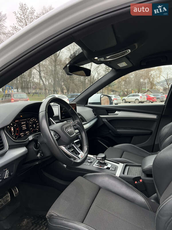 Внедорожник / Кроссовер Audi Q5 2019 в Бережанах