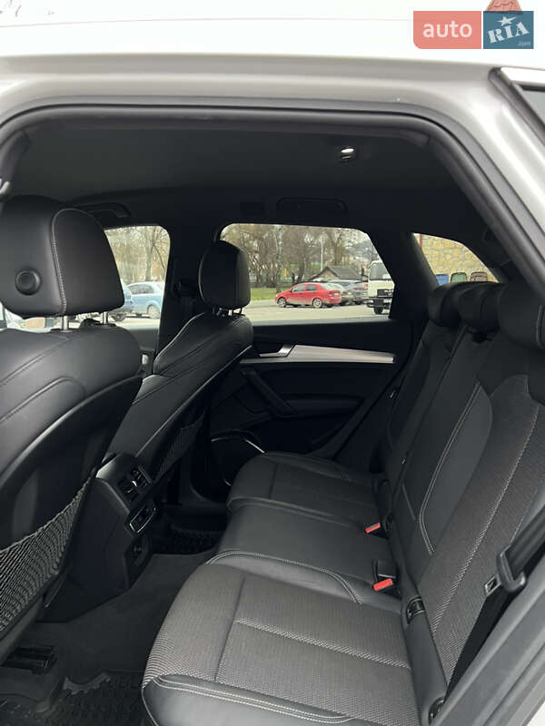 Внедорожник / Кроссовер Audi Q5 2019 в Бережанах