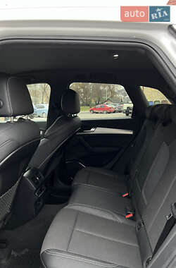 Внедорожник / Кроссовер Audi Q5 2019 в 