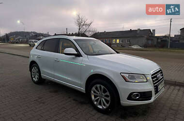 Внедорожник / Кроссовер Audi Q5 2014 в Нововолынске