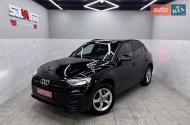 Внедорожник / Кроссовер Audi Q5 2021 в 