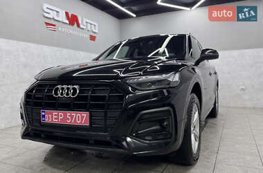 Внедорожник / Кроссовер Audi Q5 2021 в 