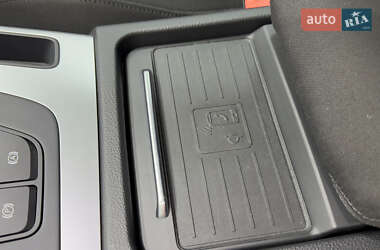 Внедорожник / Кроссовер Audi Q5 2021 в 