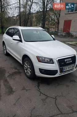 Позашляховик / Кросовер Audi Q5 2010 в 