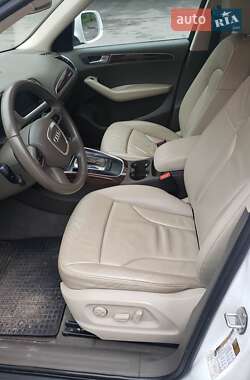 Позашляховик / Кросовер Audi Q5 2010 в 