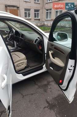 Позашляховик / Кросовер Audi Q5 2010 в 
