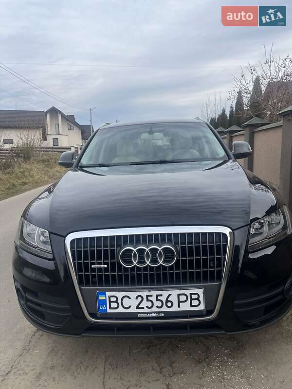 Внедорожник / Кроссовер Audi Q5 2011 в Яворове