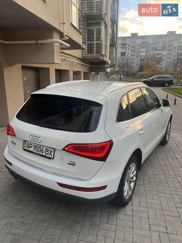 Внедорожник / Кроссовер Audi Q5 2015 в Днепре