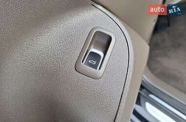Позашляховик / Кросовер Audi Q5 2014 в 