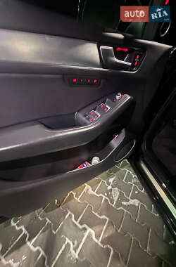Внедорожник / Кроссовер Audi Q5 2013 в 