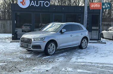 Позашляховик / Кросовер Audi Q5 2018 в Львові