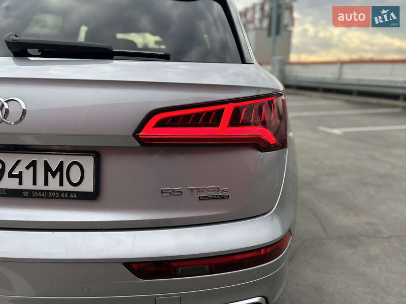 Внедорожник / Кроссовер Audi Q5 2020 в Киеве