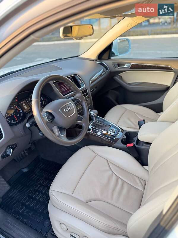 Позашляховик / Кросовер Audi Q5 2012 в Одесі
