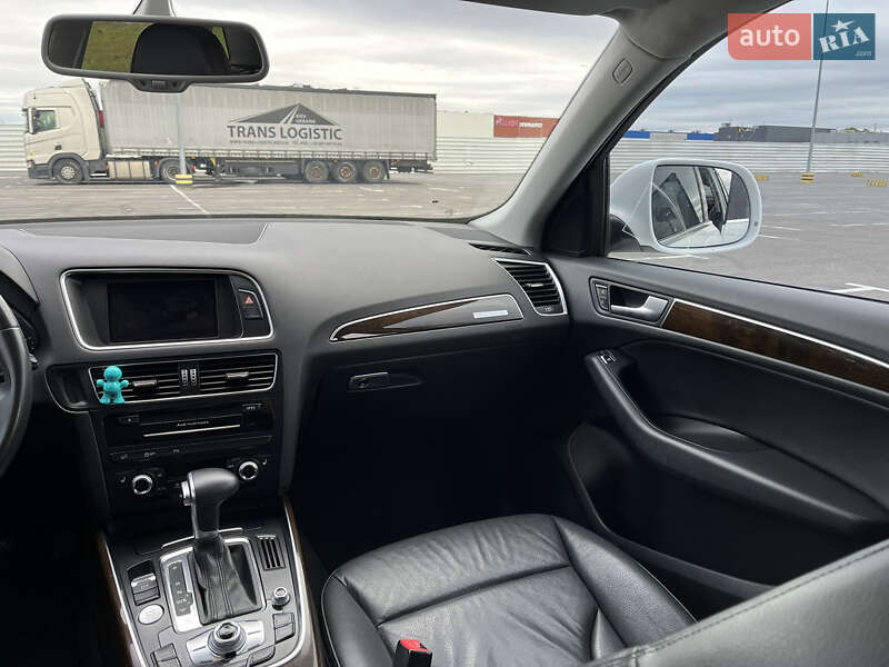 Позашляховик / Кросовер Audi Q5 2013 в Львові