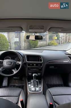 Внедорожник / Кроссовер Audi Q5 2015 в 